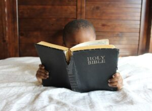 Best Books of the Bible to Read as a Teenager